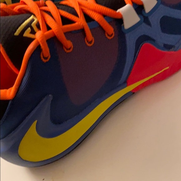 Zoom freak multi color way basketball shoes - Picture 6 of 8